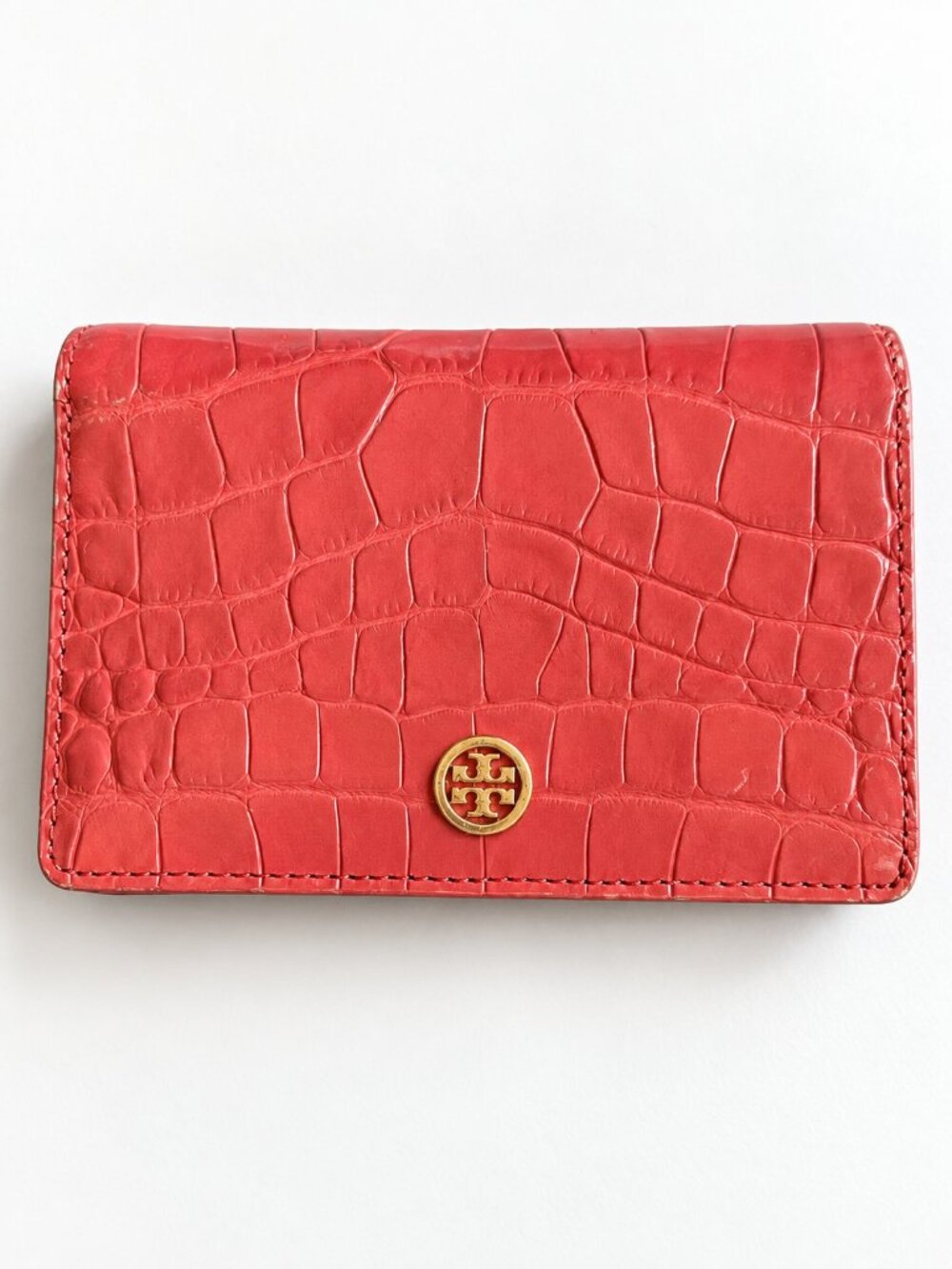Tory Burch Coral Red Croc Embossed Bifold Wallet Gold Logo Snap Zip Pocket